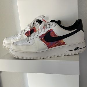 Nike AF1 sneakers white with navy tick red& orange details